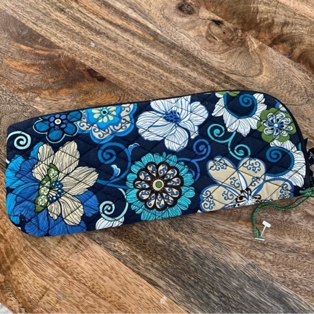VERA BRADLEY RETIRED MOD BLUE FLORAL CURLING FLAT IRON TRAVEL BAG